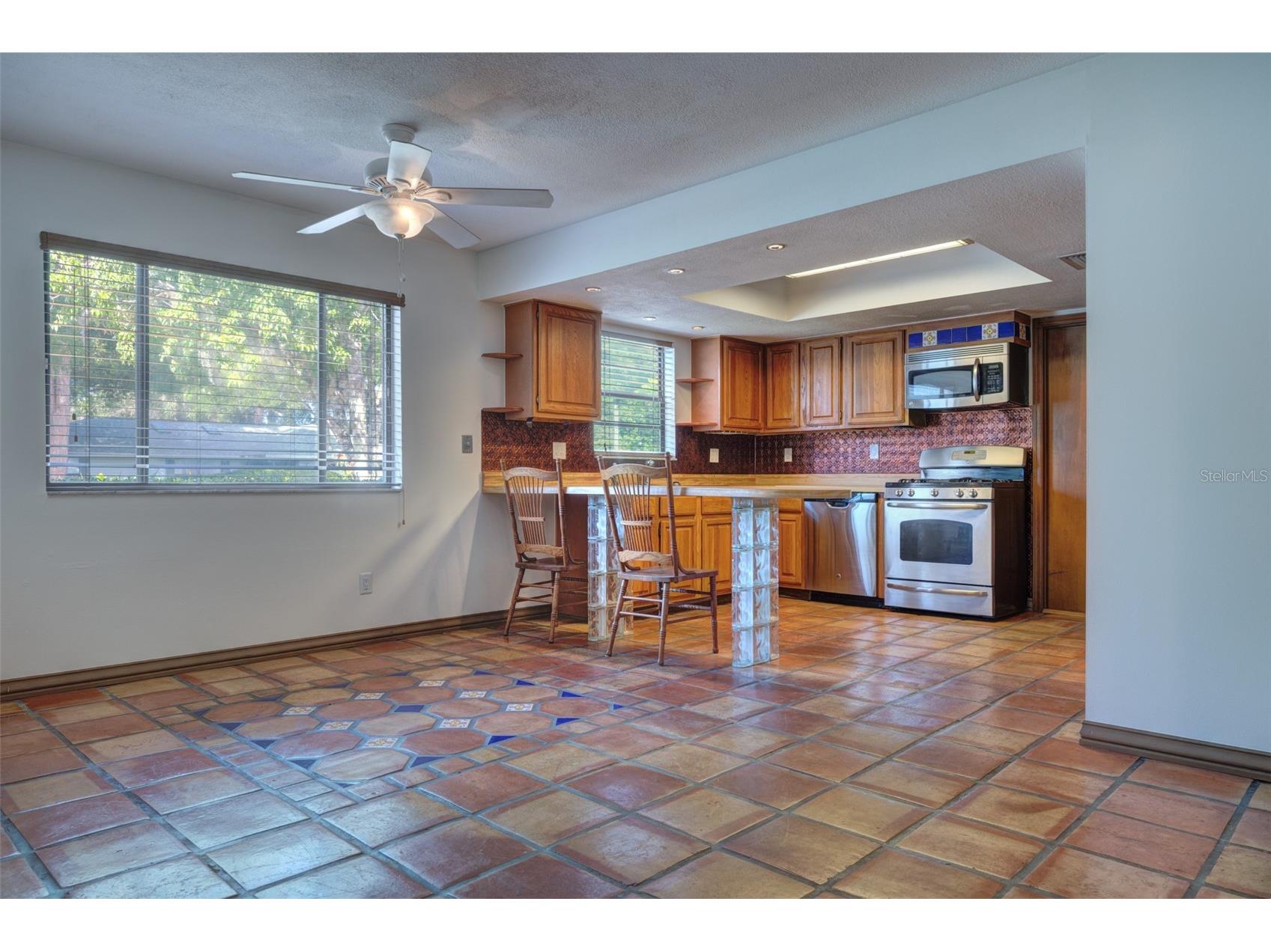 202 Sandspur Lane Deland FL 32724 V4949020 image7