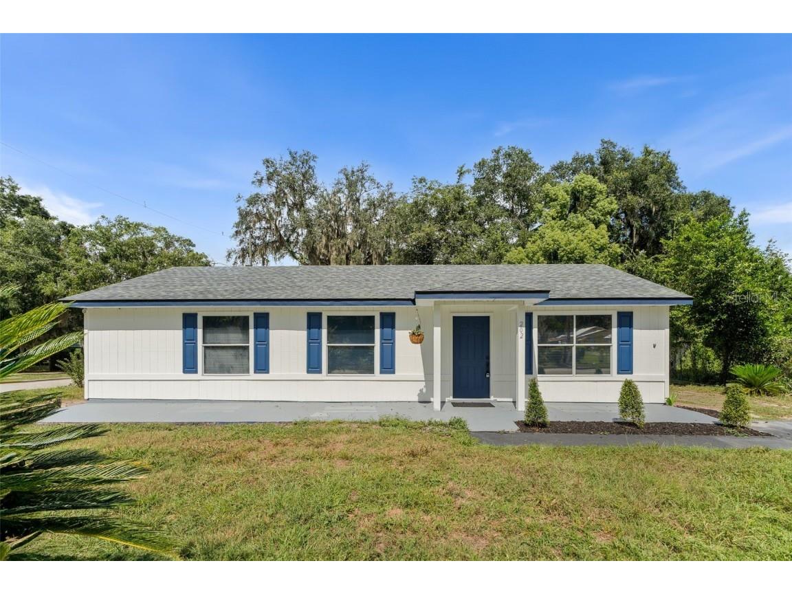 202 SE 14th Place Gainesville FL 32601 TB8425882 image1