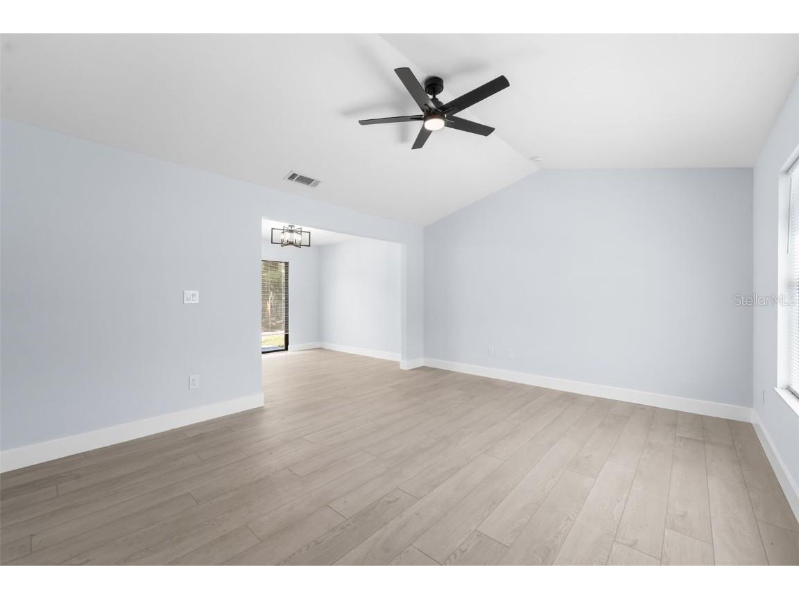 202 SE 14th Place Gainesville FL 32601 TB8425882 image9