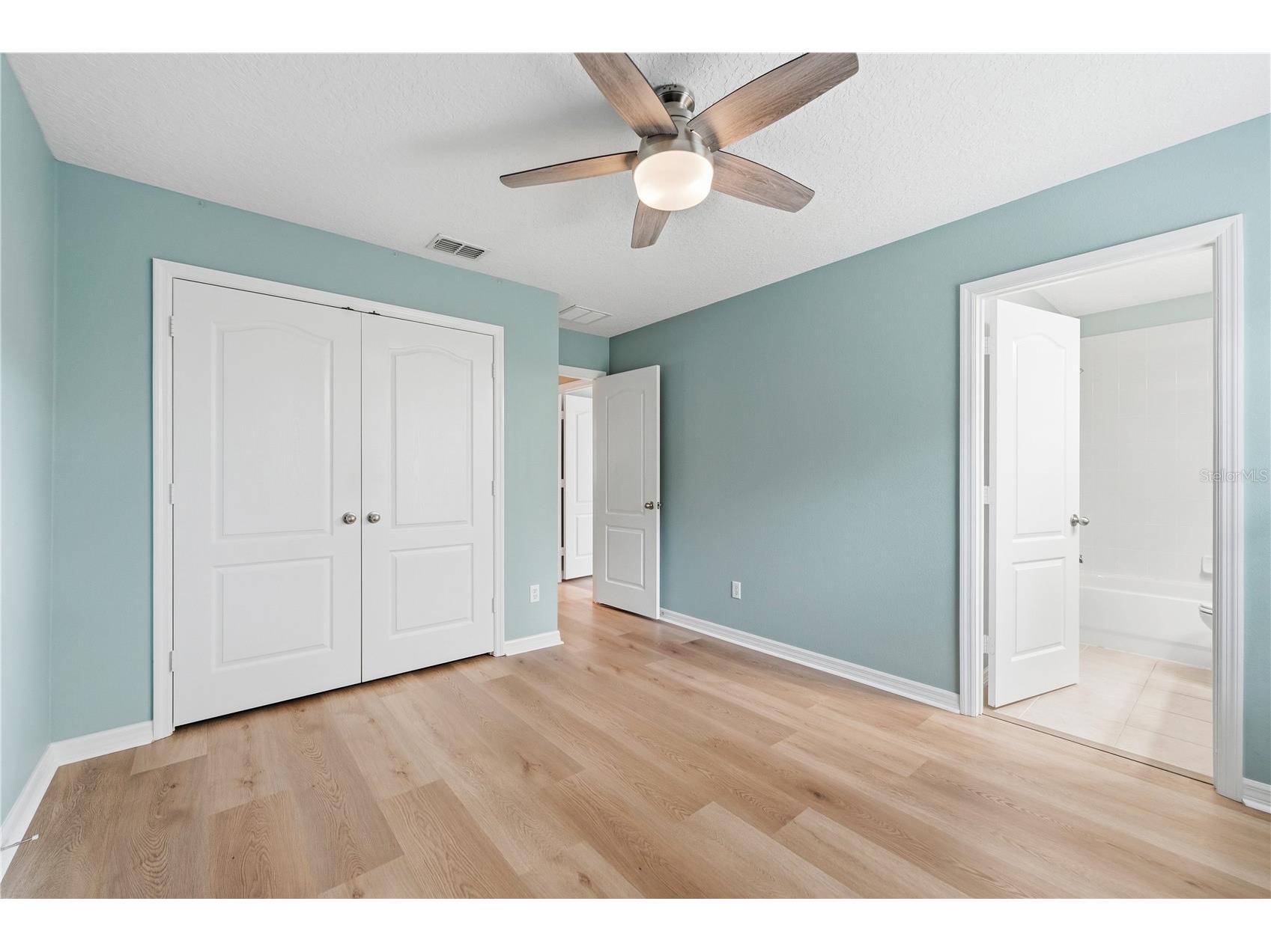 202 Victoria Trails Boulevard Deland FL 32724 V4949256 image35