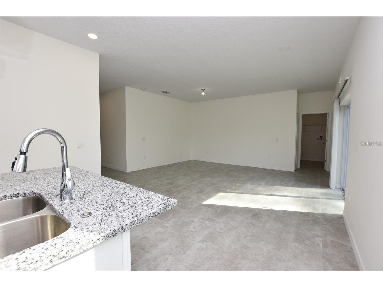 202 W Crescent Drive Lakeland FL 33805 L4960008 image8