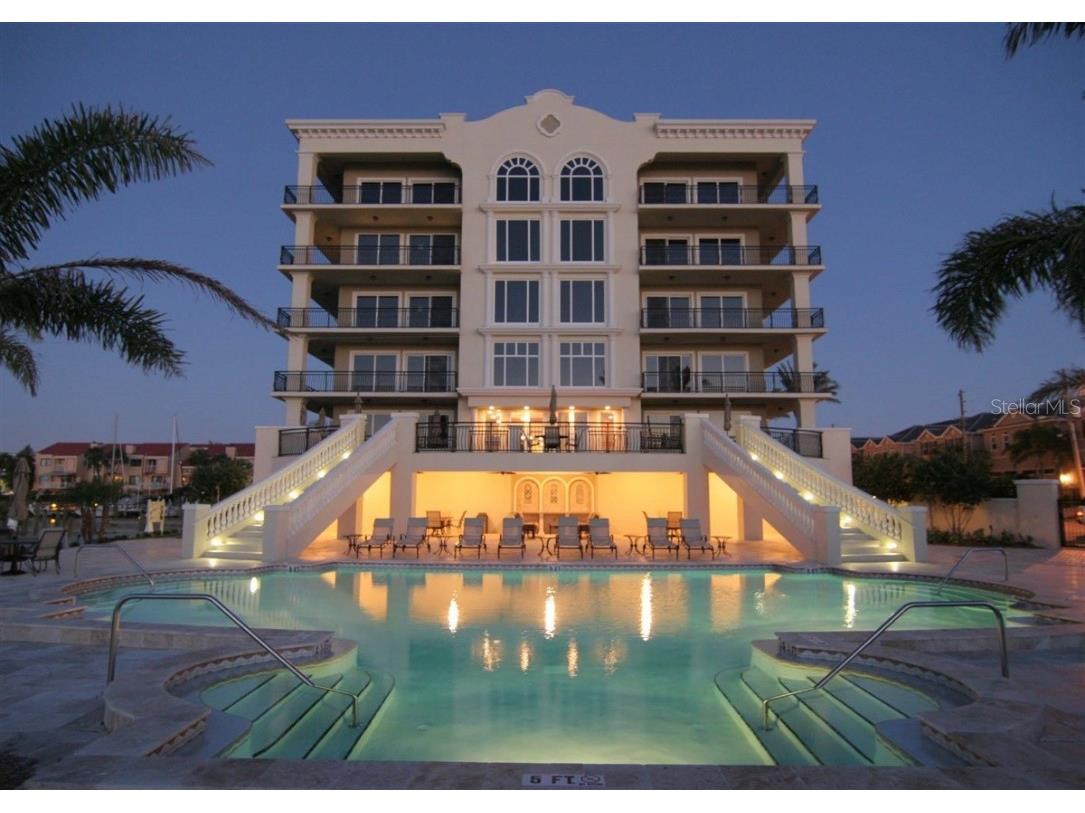 202 Windward #203 Clearwater Beach FL 33767 U8205648 image1