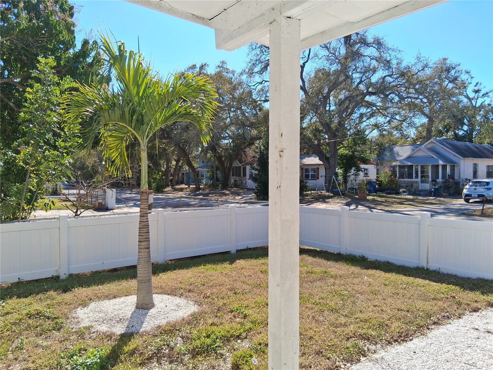 2020 13th Street S Saint Petersburg FL 33705 TB8472600 image3