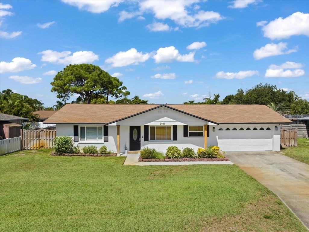 2020 37th Street W Bradenton FL 34205 A4580344 image1