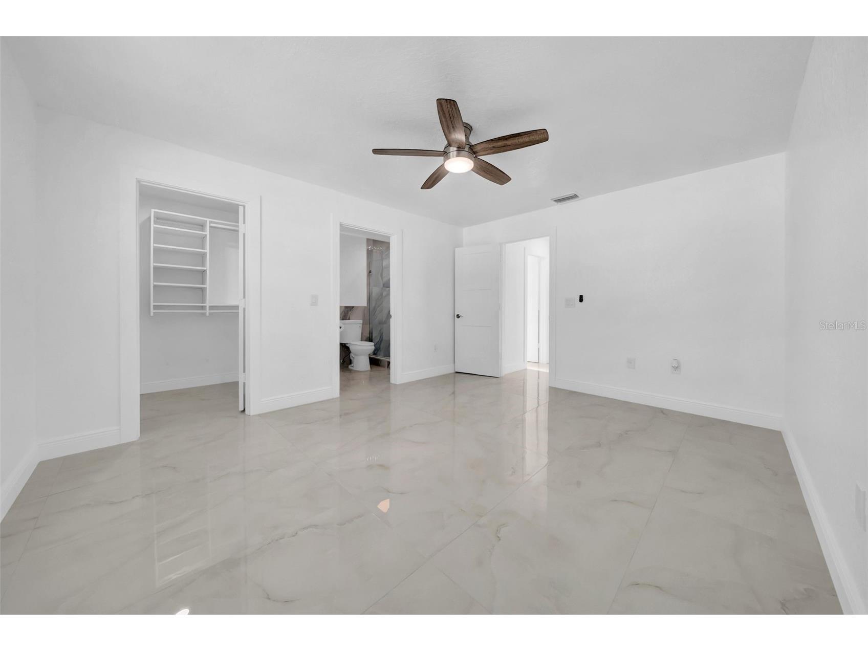 2020 58th Avenue S Saint Petersburg FL 33712 TB8514037 image20
