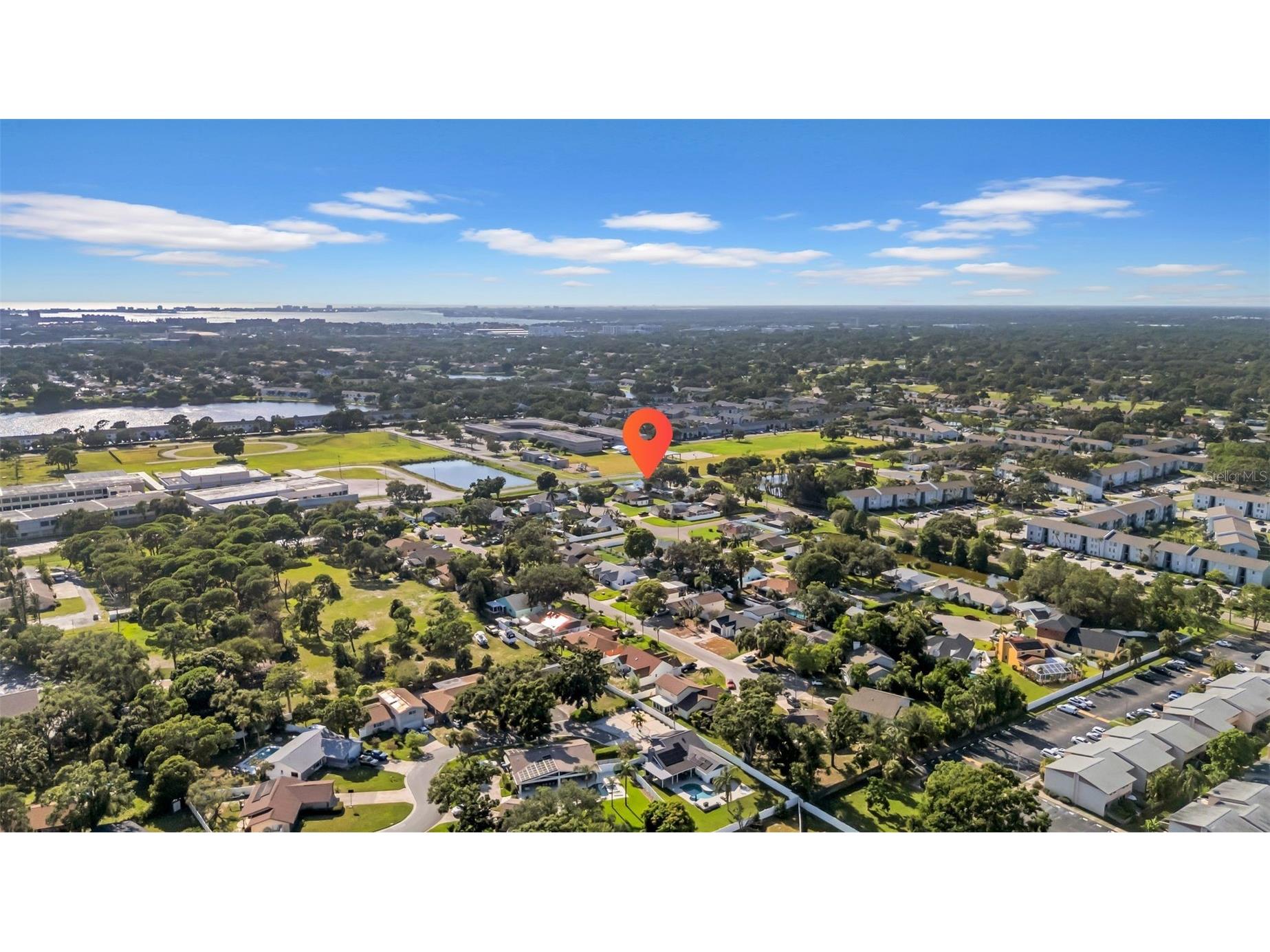 2020 58th Avenue S Saint Petersburg FL 33712 TB8514037 image44