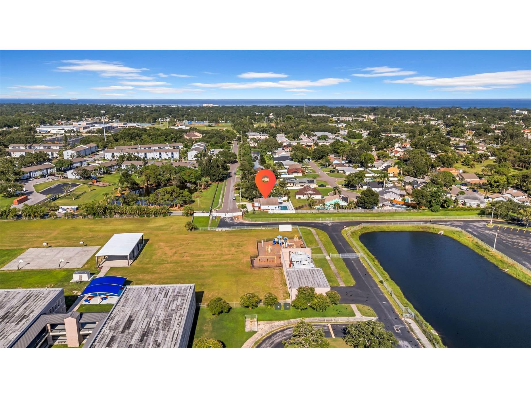 2020 58th Avenue S Saint Petersburg FL 33712 TB8514037 image45