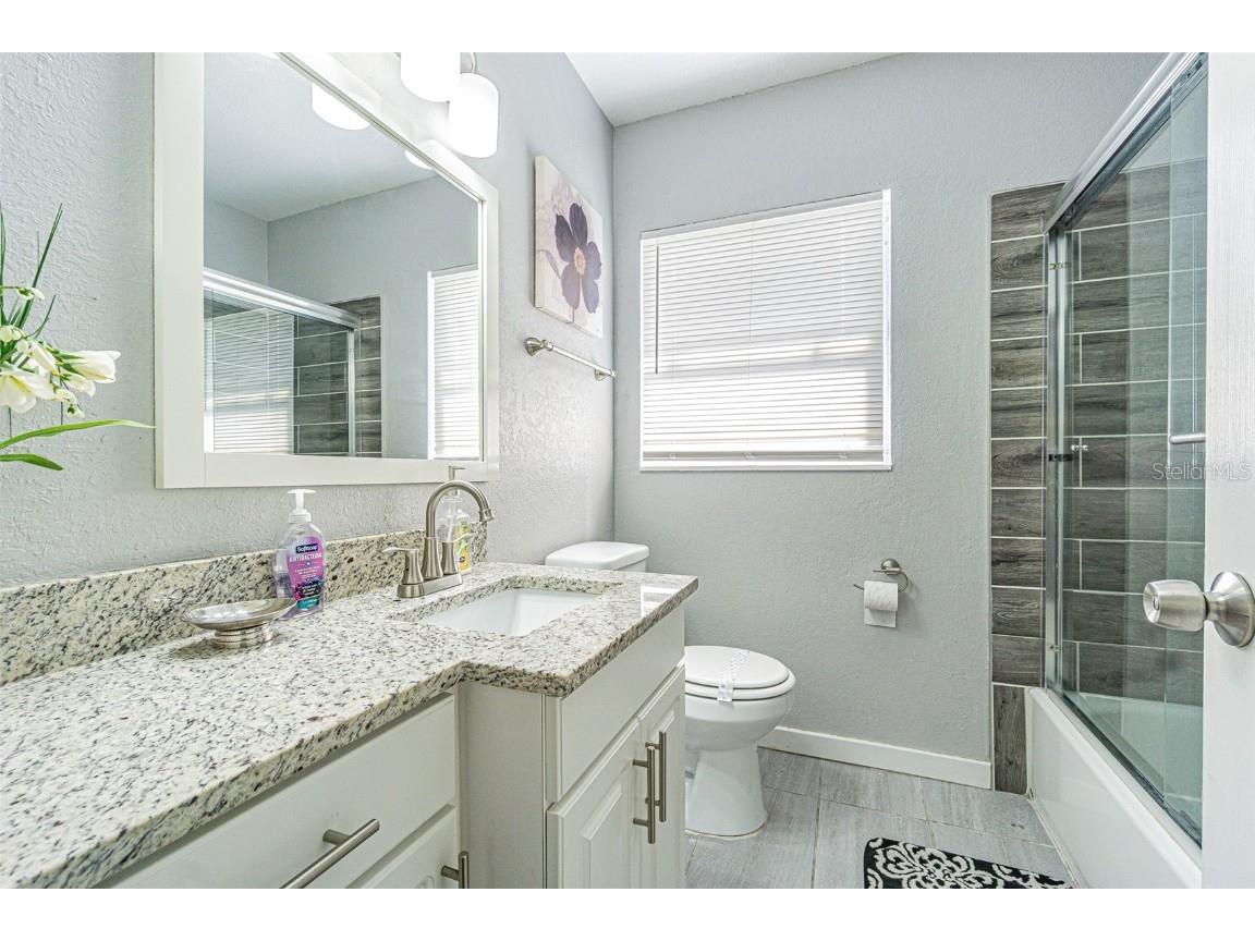 2020 Bassedena Circle W Lakeland FL 33805 TB8441235 image11