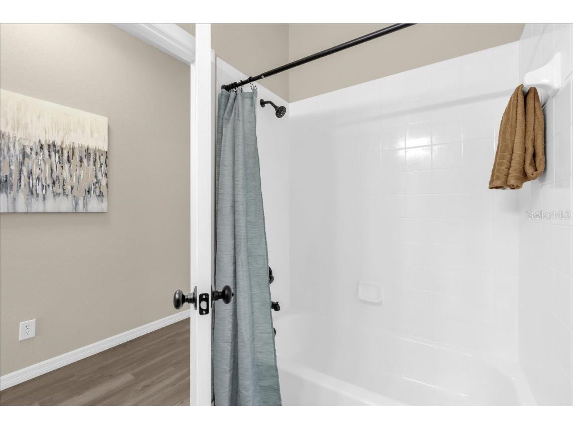 2020 Calabria Avenue Davenport FL 33897 O6323953 image32