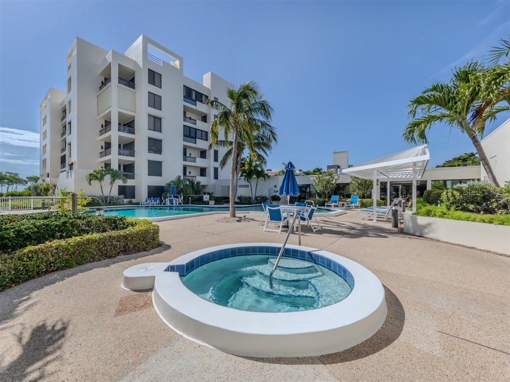 2020 Harbourside Drive #424 Longboat Key FL 34228 N6136414 image16