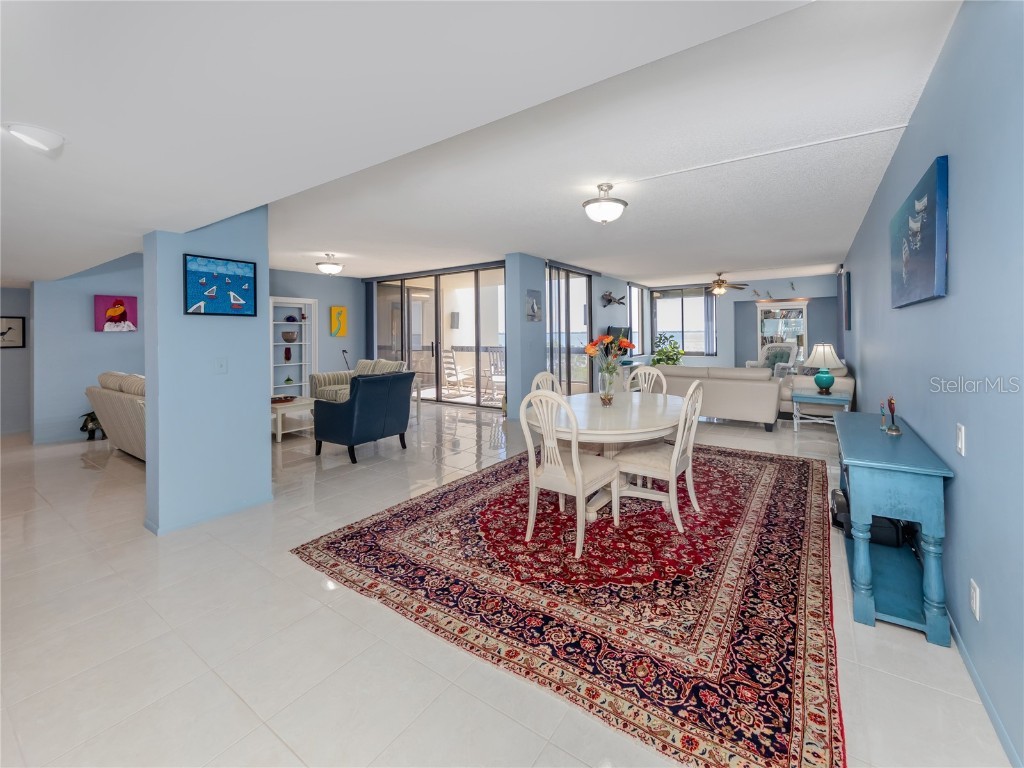 2020 Harbourside Drive #424 Longboat Key FL 34228 N6136414 image2