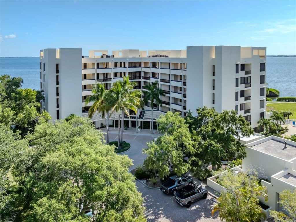 2020 Harbourside Drive #424 Longboat Key FL 34228 N6136414 image24