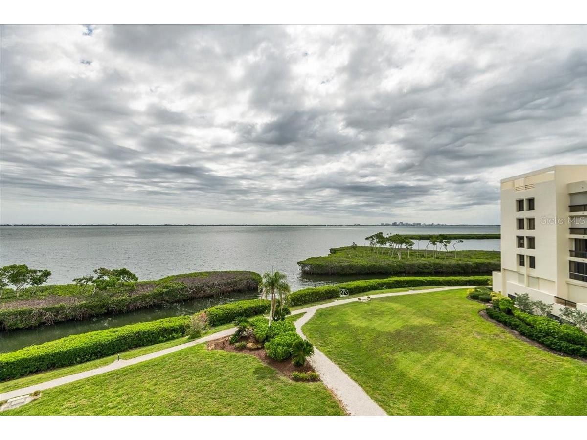 2020 Harbourside Drive #446 Longboat Key FL 34228 A4695127 image2