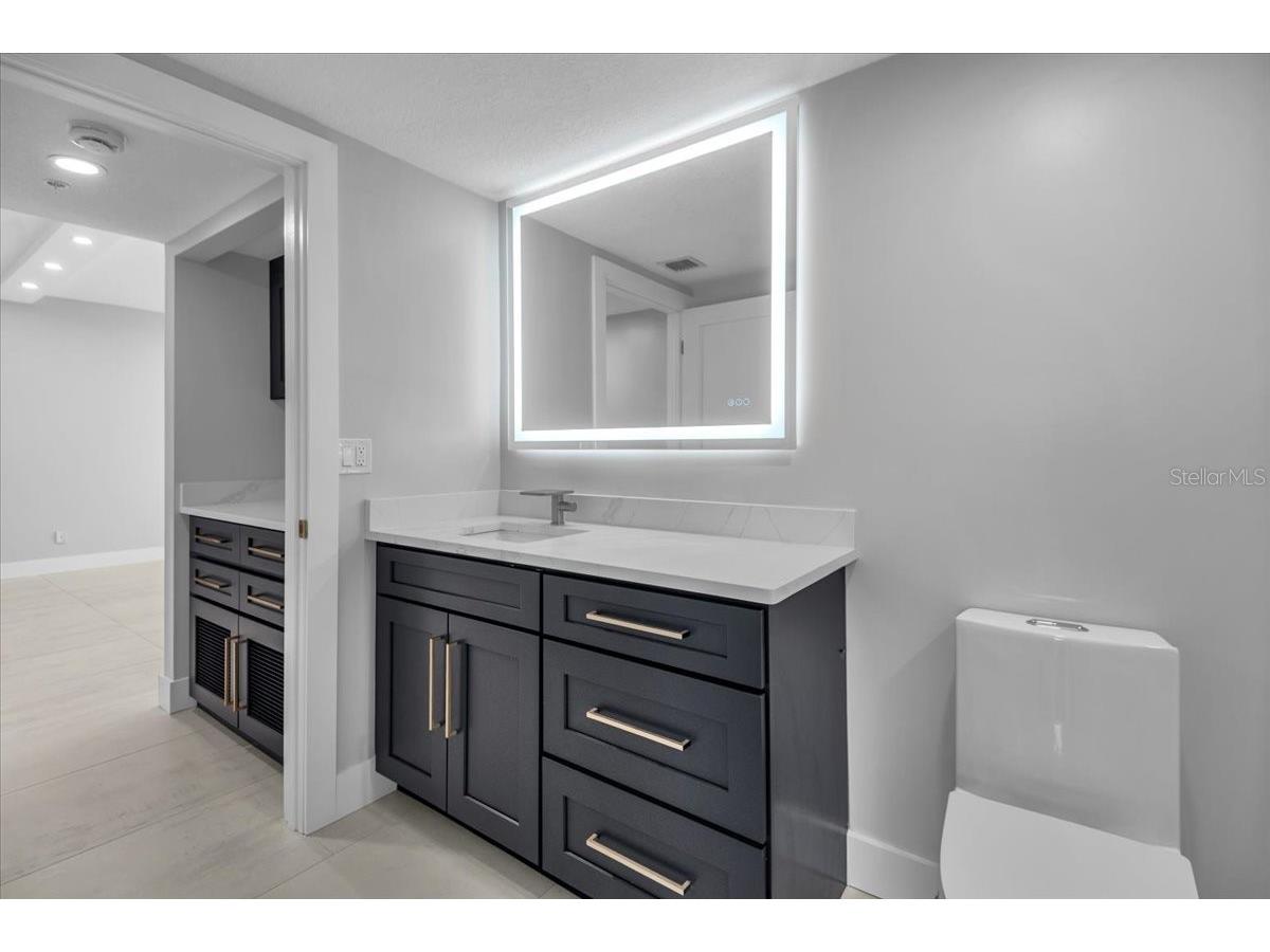 2020 Harbourside Drive #446 Longboat Key FL 34228 A4695127 image21