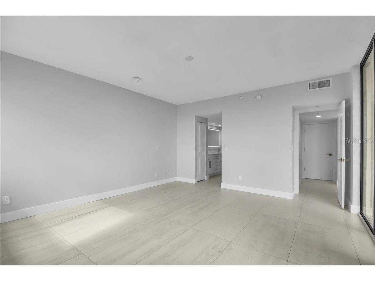 2020 Harbourside Drive #446 Longboat Key FL 34228 A4695127 image9