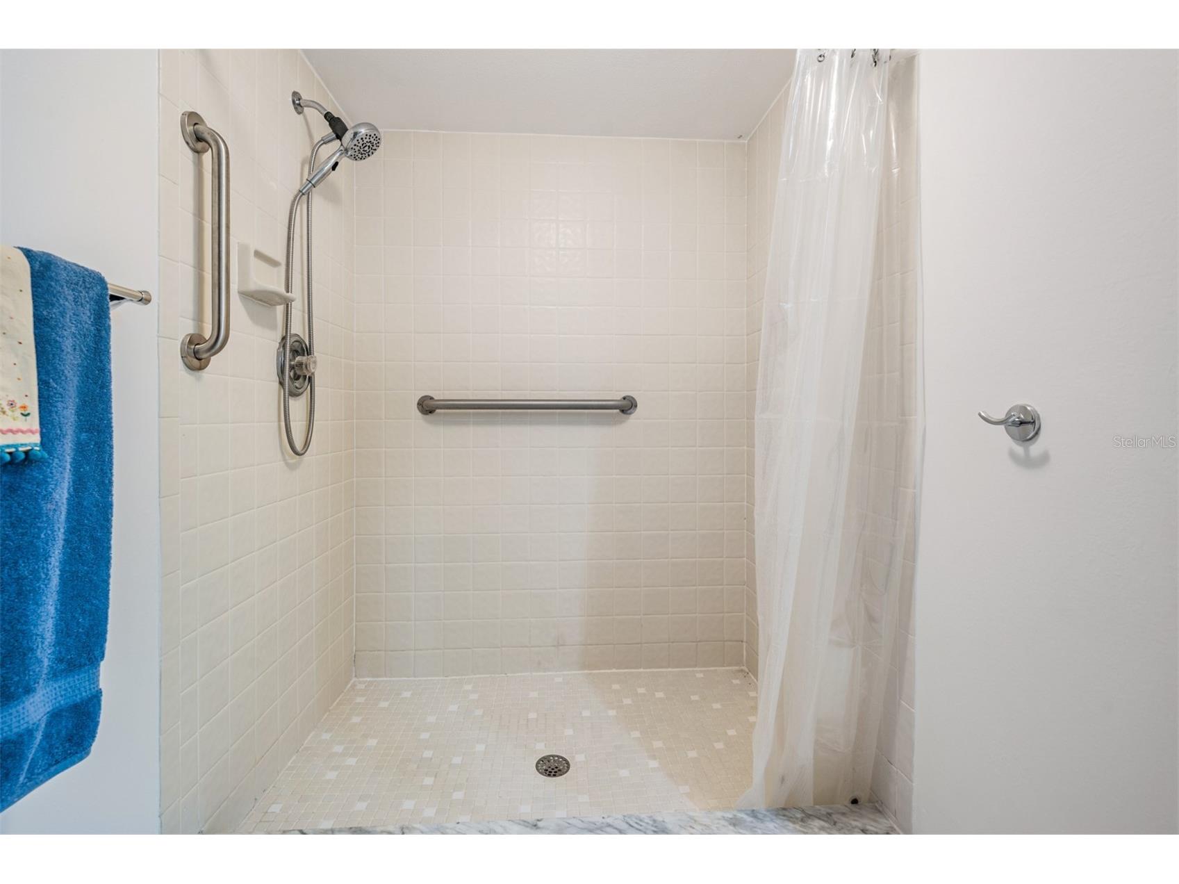 2020 Lakeview Drive #105 Clearwater FL 33763 TB8467037 image20