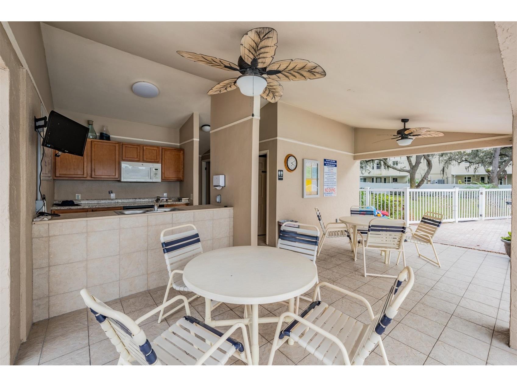 2020 Lakeview Drive #105 Clearwater FL 33763 TB8467037 image31