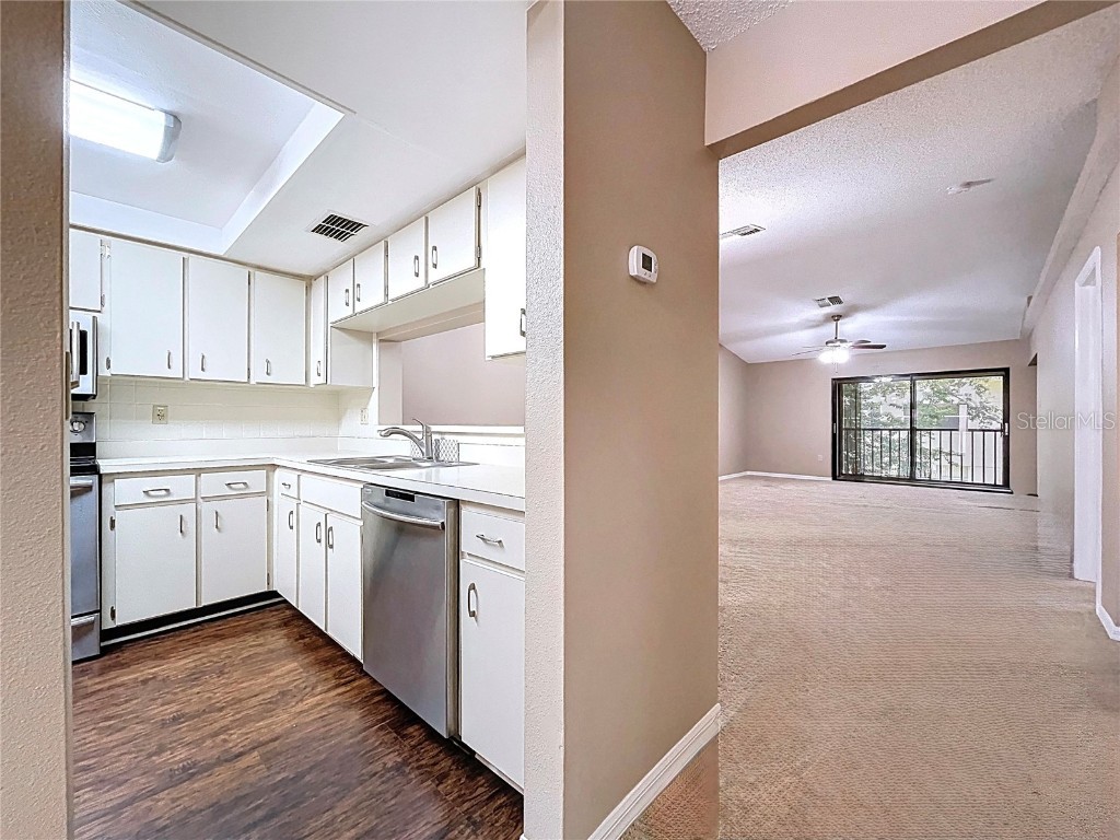 2020 Lakeview Drive #203 Clearwater FL 33763 TB8417294 image20