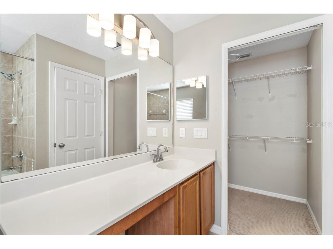 2020 Retreat View Circle Sanford FL 32771 O6363855 image17