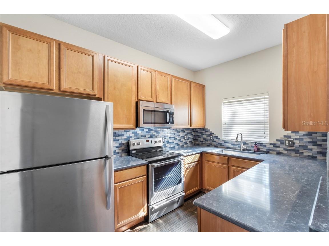 2020 Retreat View Circle Sanford FL 32771 O6363855 image9