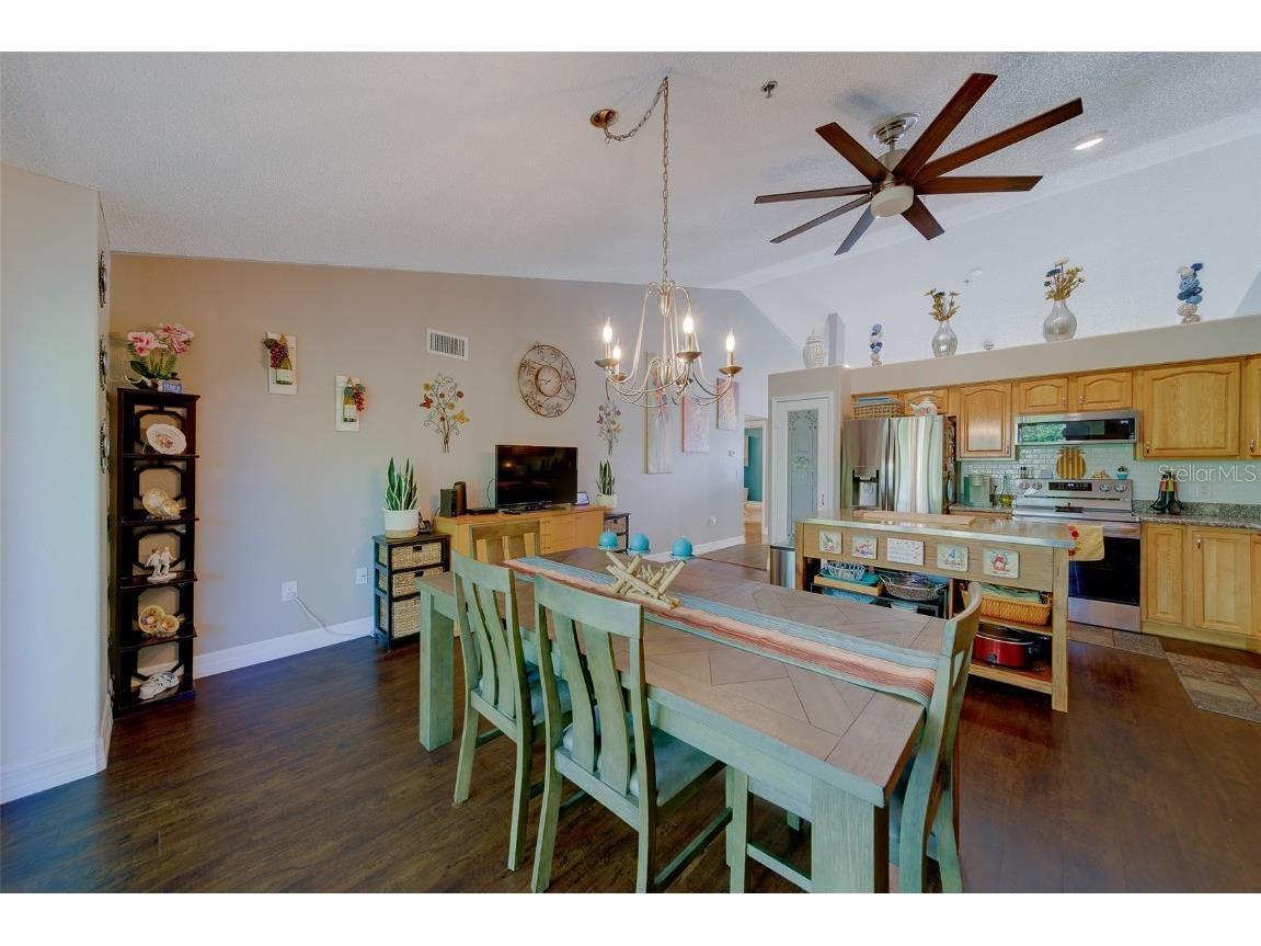 2020 Shangrila Drive #305 Clearwater FL 33763 TB8443516 image20