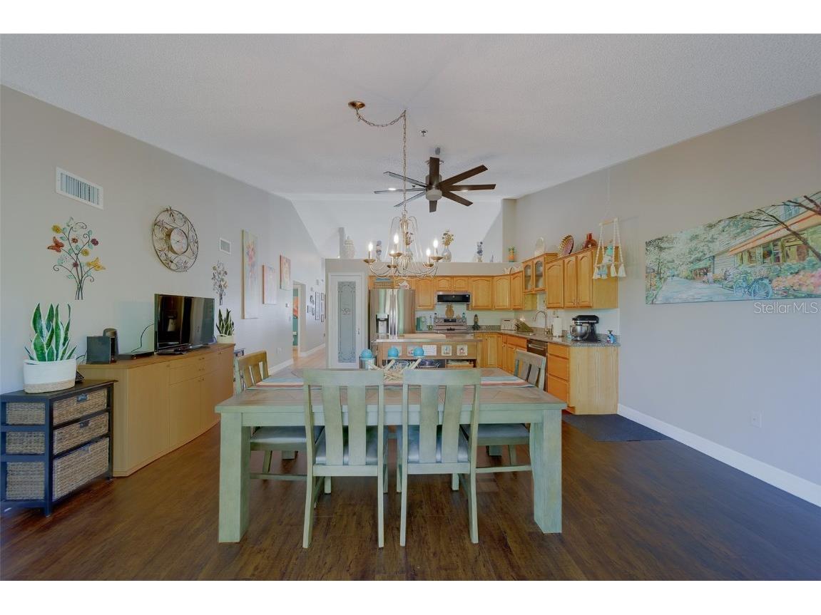 2020 Shangrila Drive #305 Clearwater FL 33763 TB8443516 image21