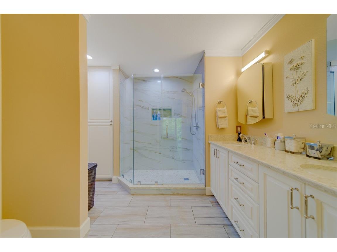 2020 Shangrila Drive #305 Clearwater FL 33763 TB8443516 image36