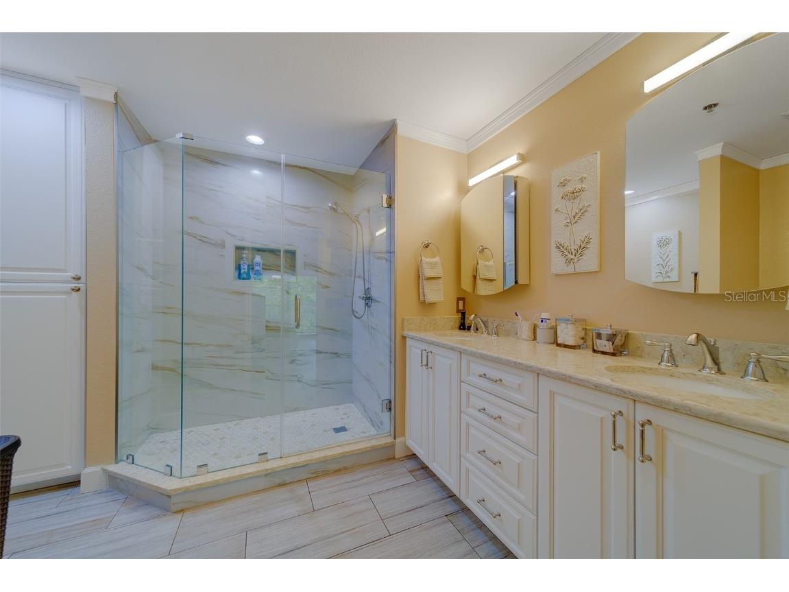 2020 Shangrila Drive #305 Clearwater FL 33763 TB8443516 image37