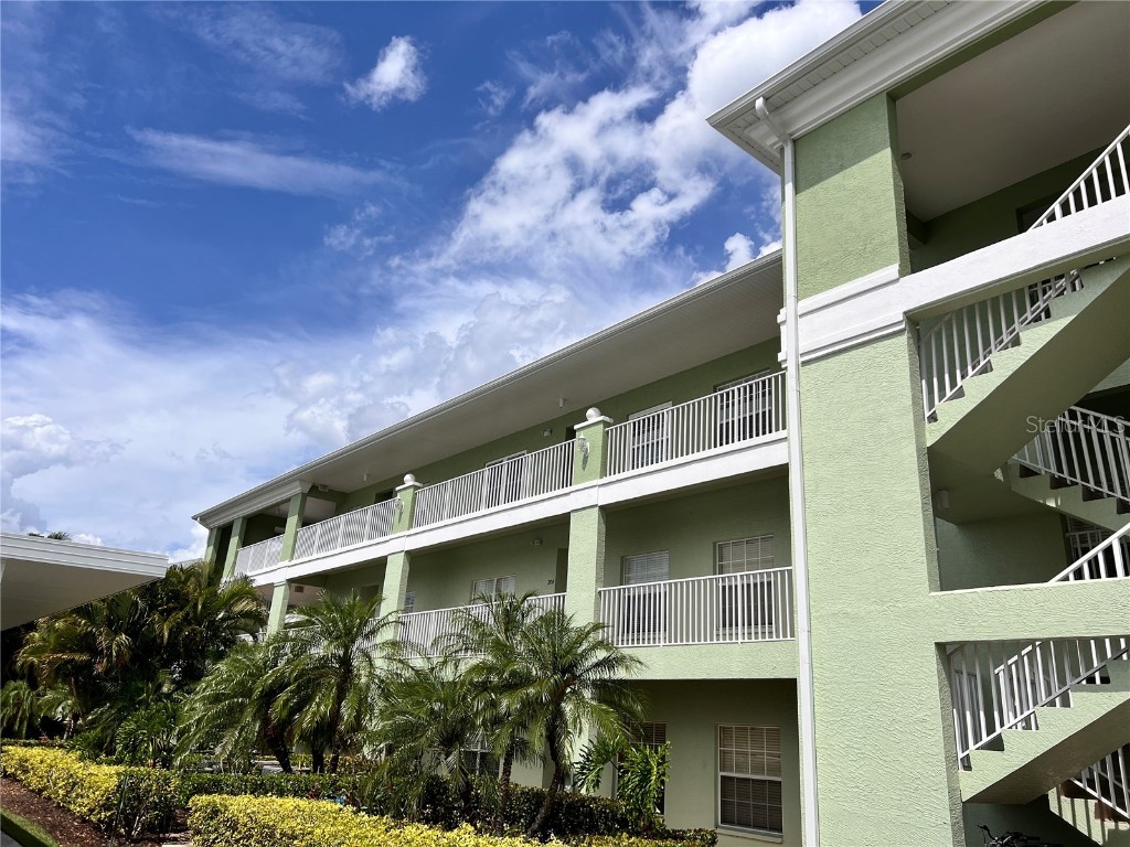 2020 Willow Hammock Circle #205 Punta Gorda FL 33983 C7493123 image1