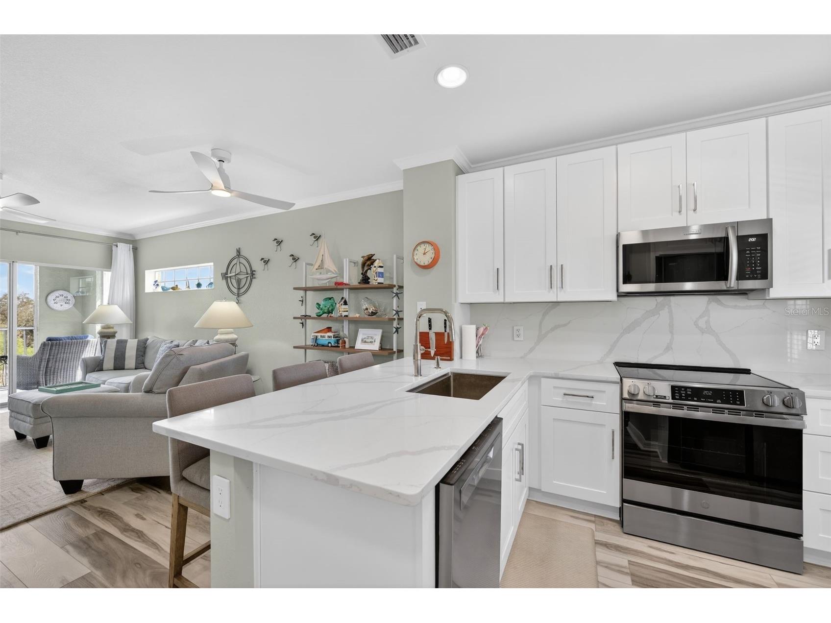 2020 Willow Hammock Circle #304 Punta Gorda FL 33983 N6143240 image7