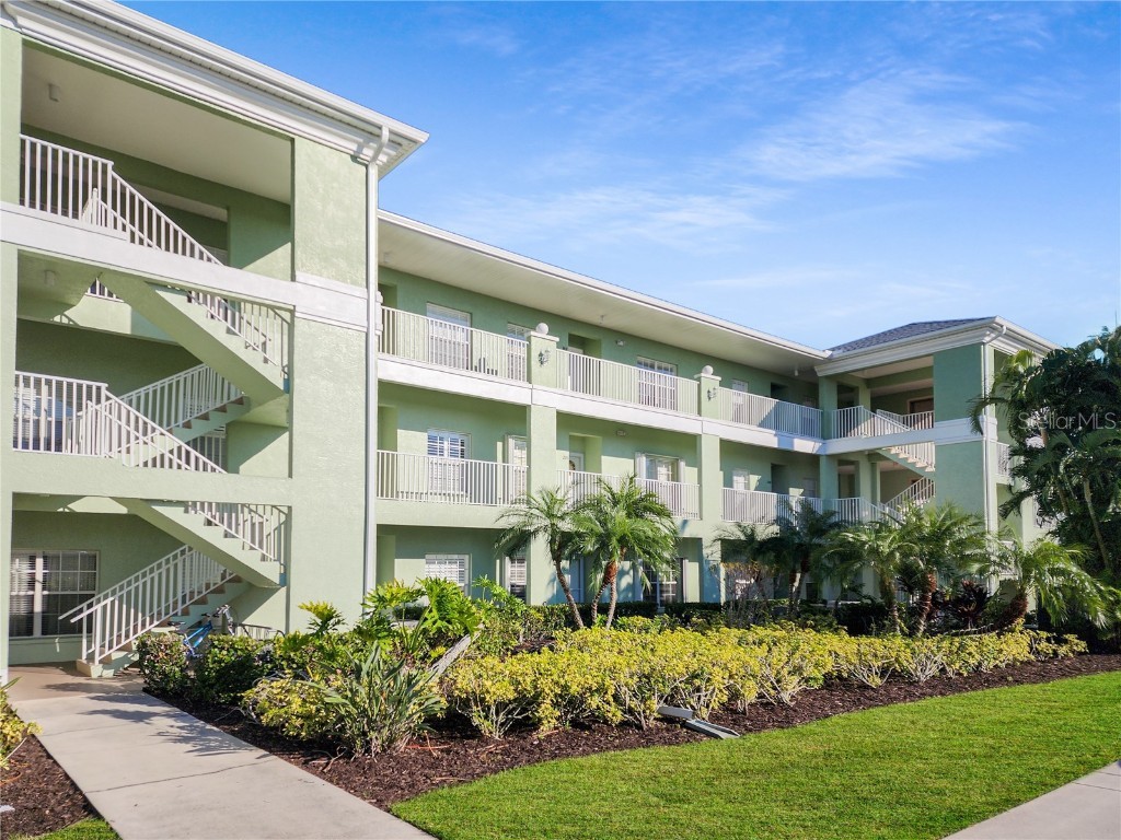 2020 Willow Hammock Circle Circle #304 Punta Gorda FL 33983 C7488439 image1