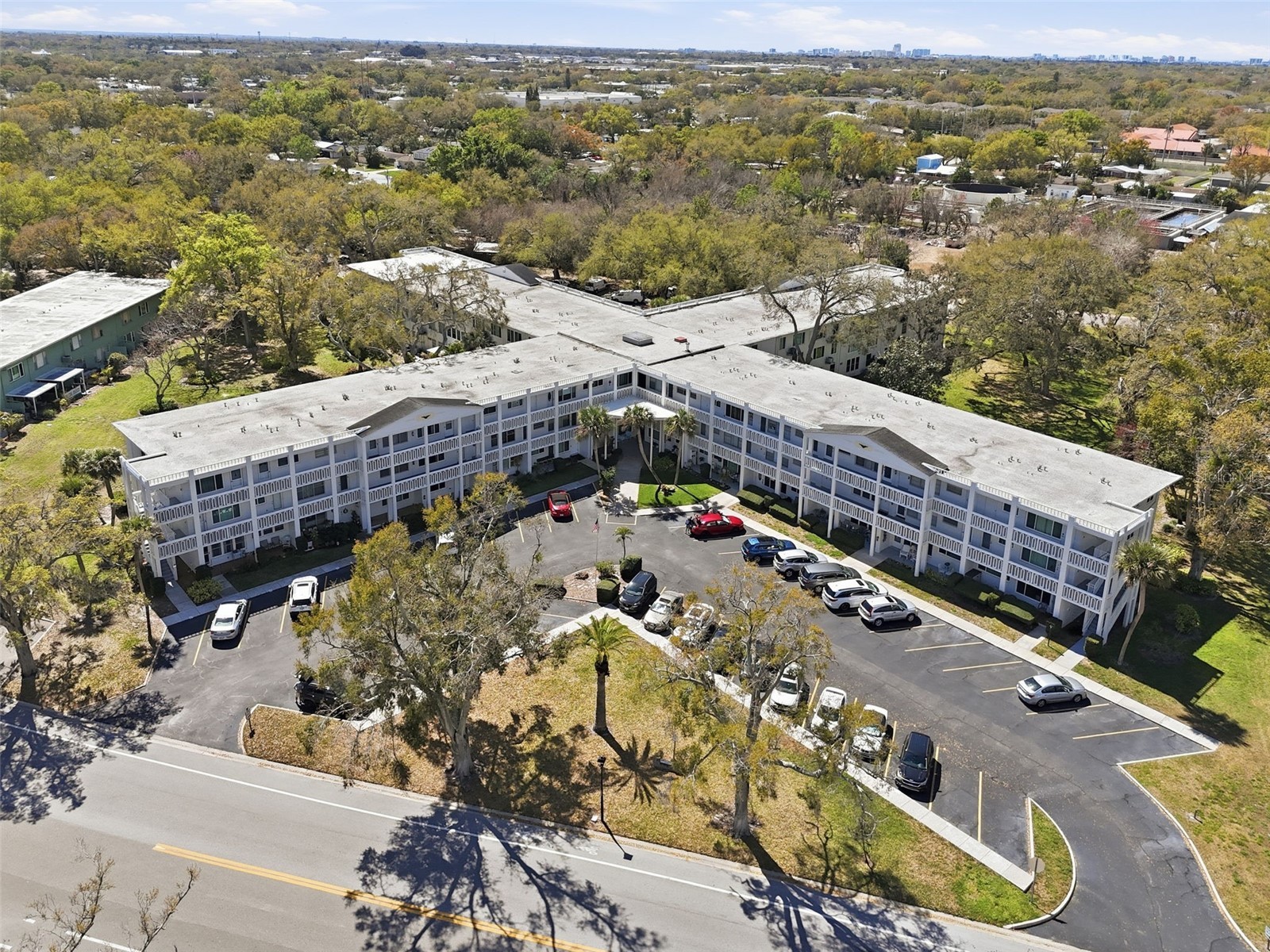 2020 World Parkway Boulevard #54 Clearwater FL 33763 TB8482331 image1