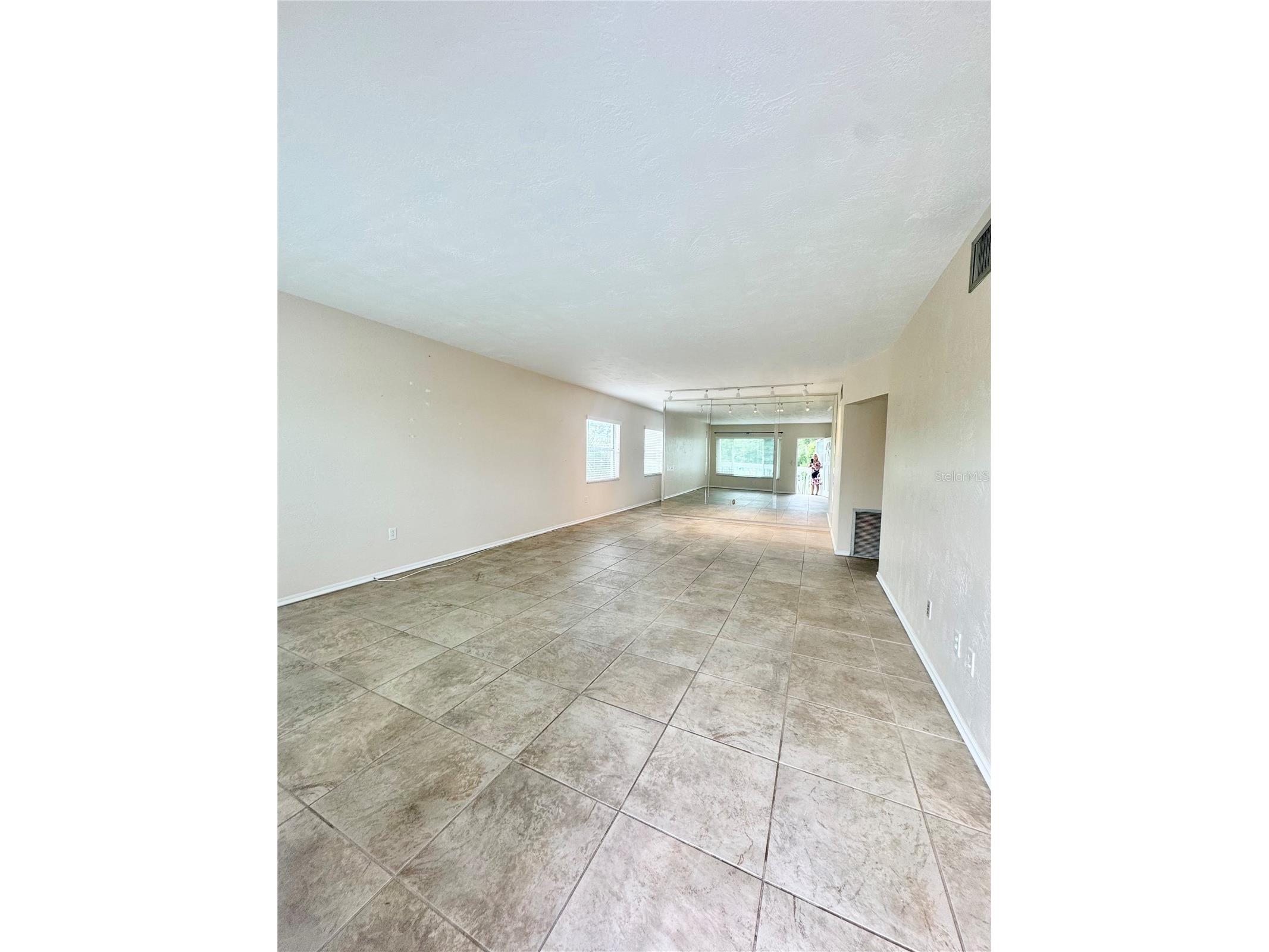 2020 World Parkway Boulevard #54 Clearwater FL 33763 TB8515308 image6