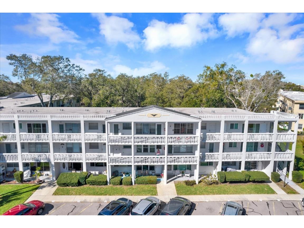 2020 World Parkway Boulevard #70 Clearwater FL 33763 U8230198 image1