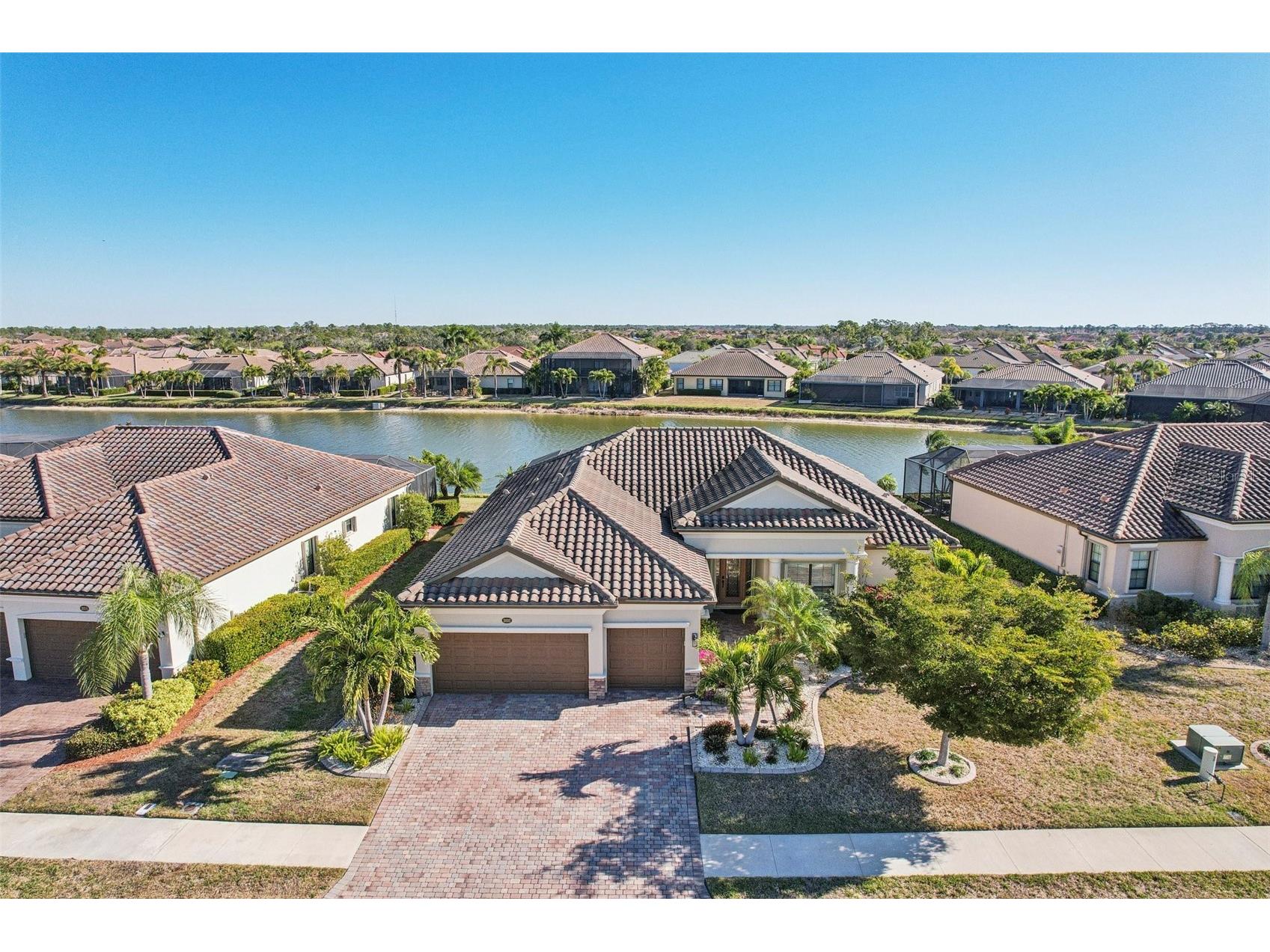 20202 Cristoforo Place Venice FL 34293 A4680939 image3