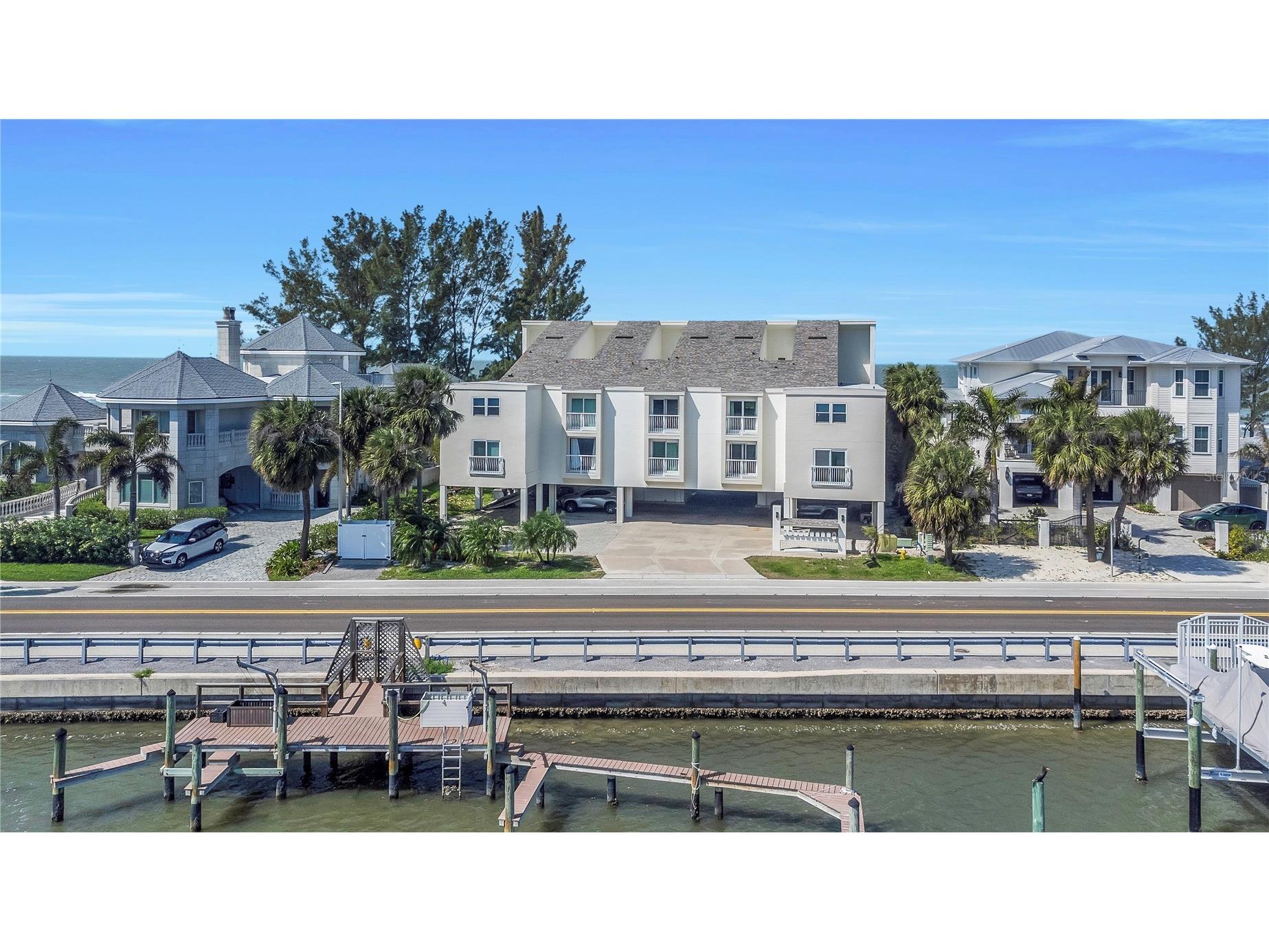 20204 Gulf Boulevard #9 Indian Shores FL 33785 - GULF OF AMERICA/INTRACOASTAL TB8486532 image1