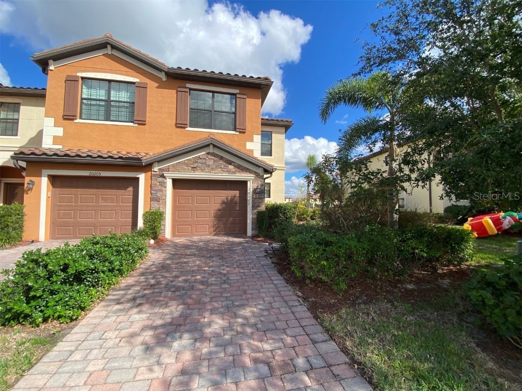 20207 Lagente Circle Venice FL 34293 C7469032 image1