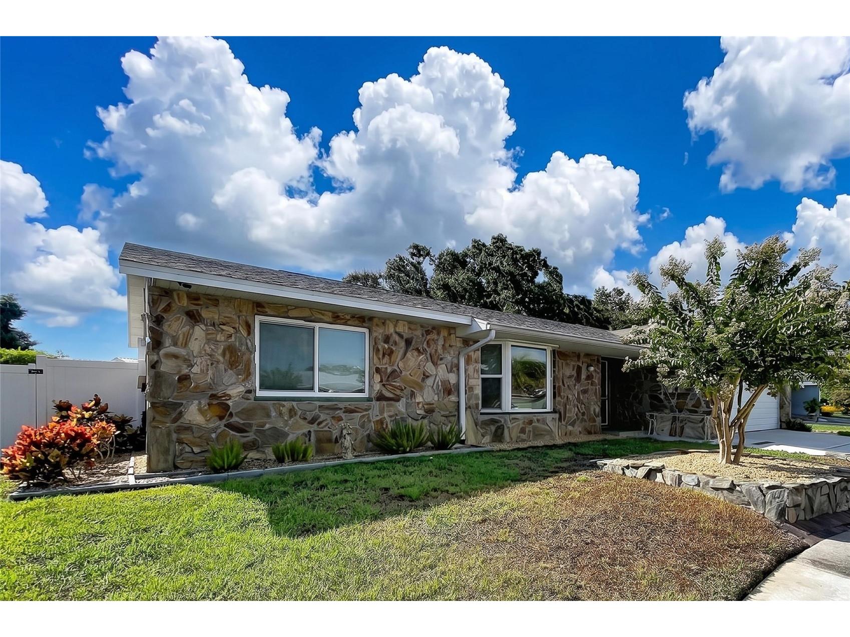 2021 58th Lane N Clearwater FL 33760 TB8527981 image5