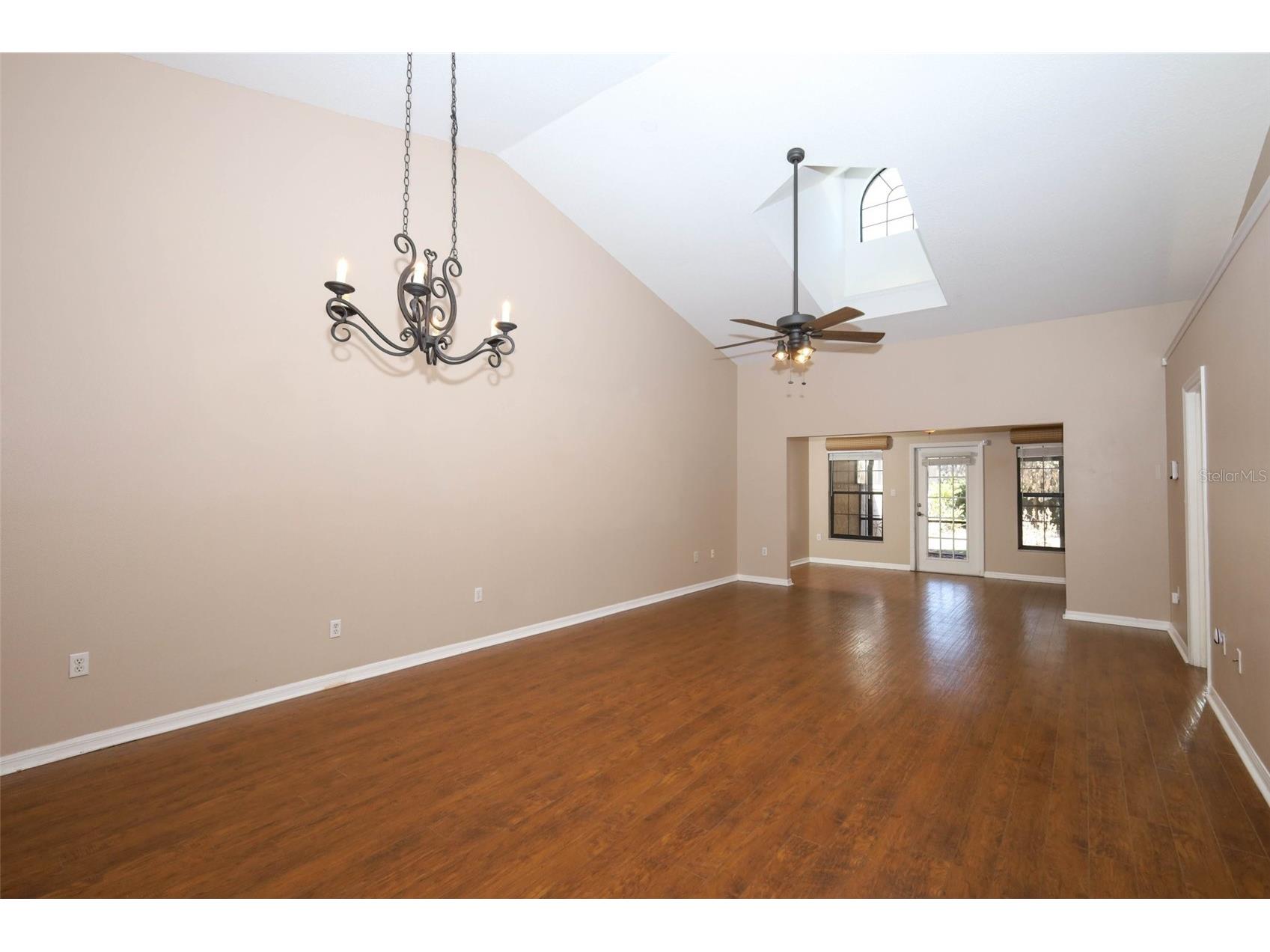 2021 Arbor Way Mount Dora FL 32757 O6383628 image12