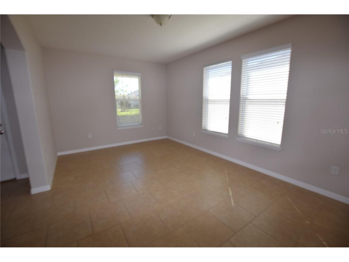 2021 Beacon Landing Circle Orlando FL 32824 O6341079 image11