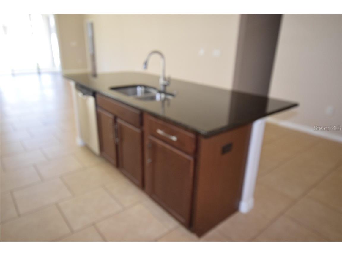 2021 Beacon Landing Circle Orlando FL 32824 O6341079 image21