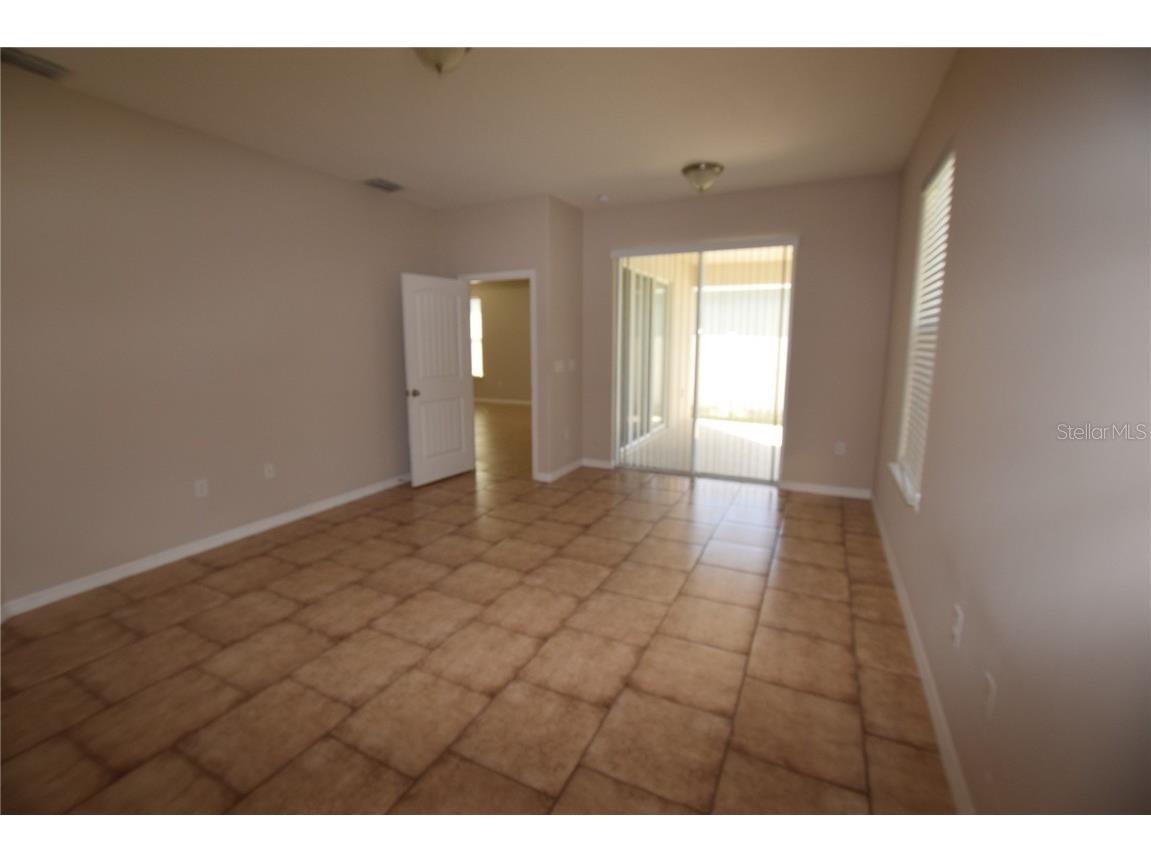 2021 Beacon Landing Circle Orlando FL 32824 O6341079 image25