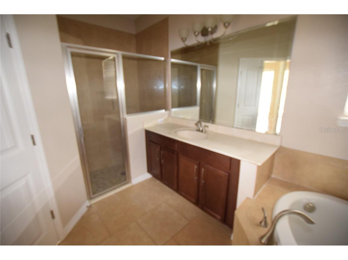 2021 Beacon Landing Circle Orlando FL 32824 O6341079 image28