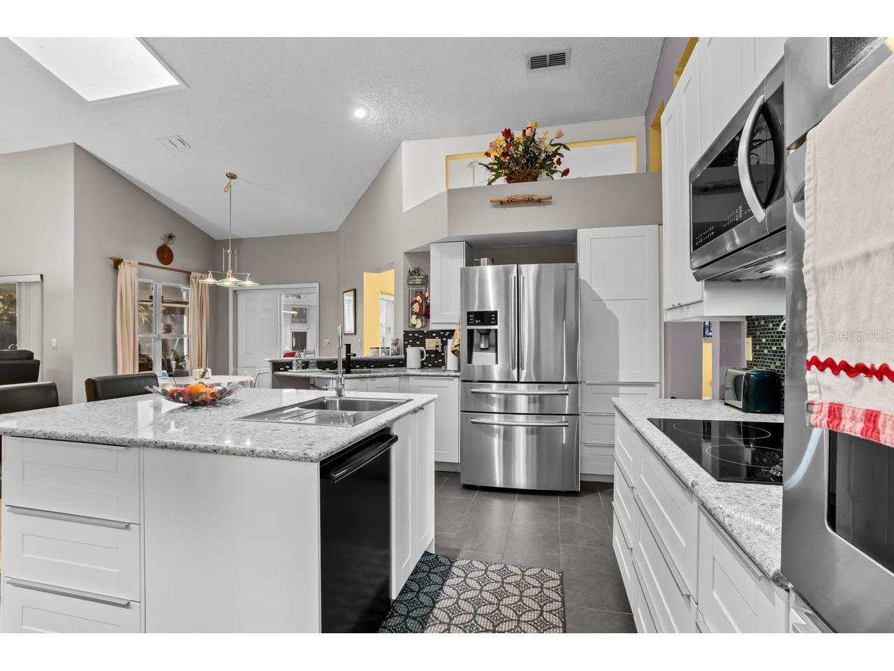 2021 Berry Roberts Drive Sun City Center FL 33573 TB8480170 image11