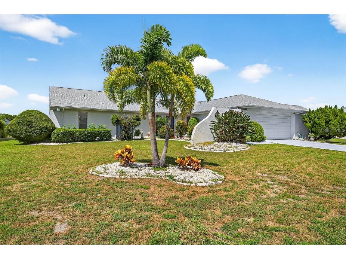 2021 El Rancho Drive Sun City Center FL 33573 TB8415419 image1