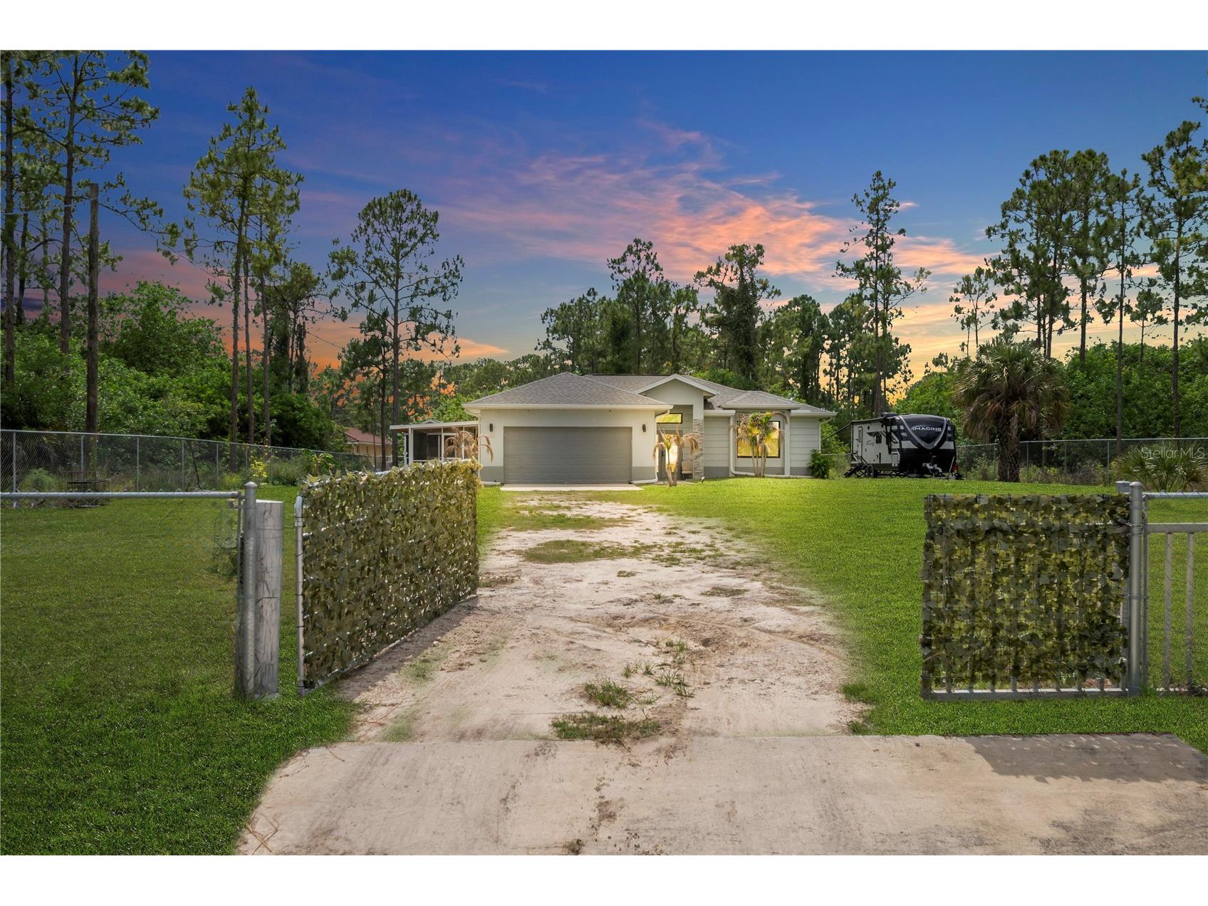 2021 Hines Avenue Alva FL 33920 C7526654 image1