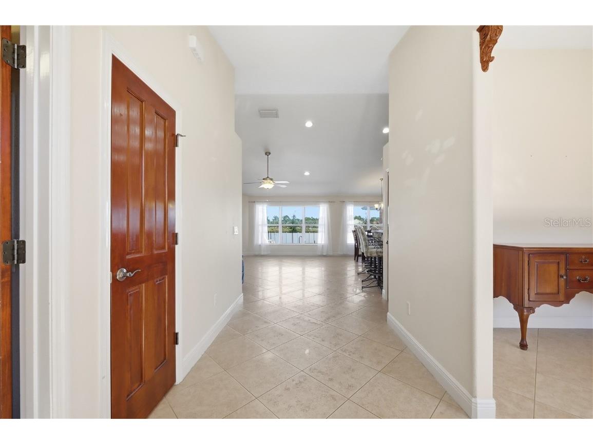 2021 Massachusetts Avenue Orange City FL 32763 V4945806 image8