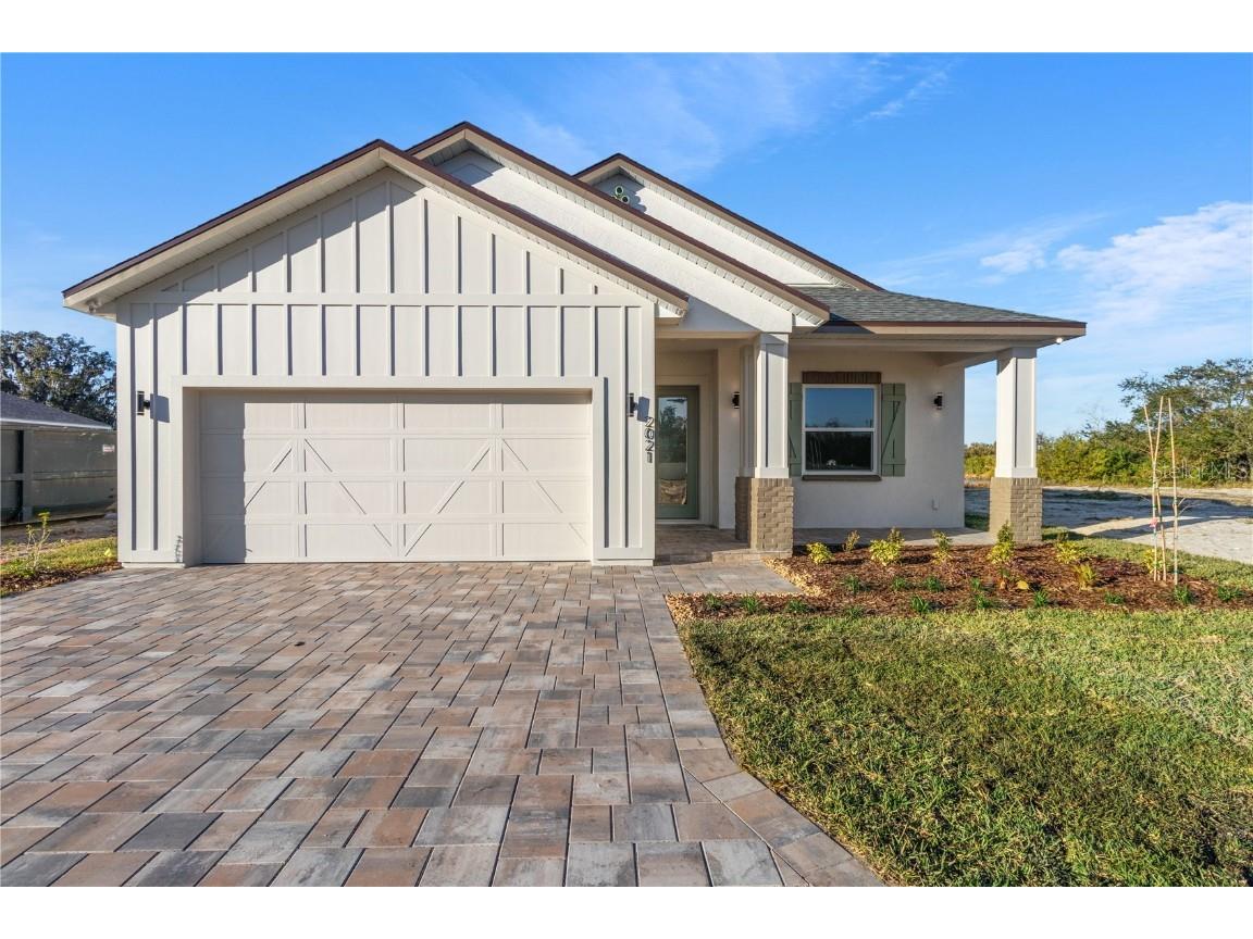 2021 Maverics Drive Mulberry FL 33860 - Lake Victoria L4942506 image1