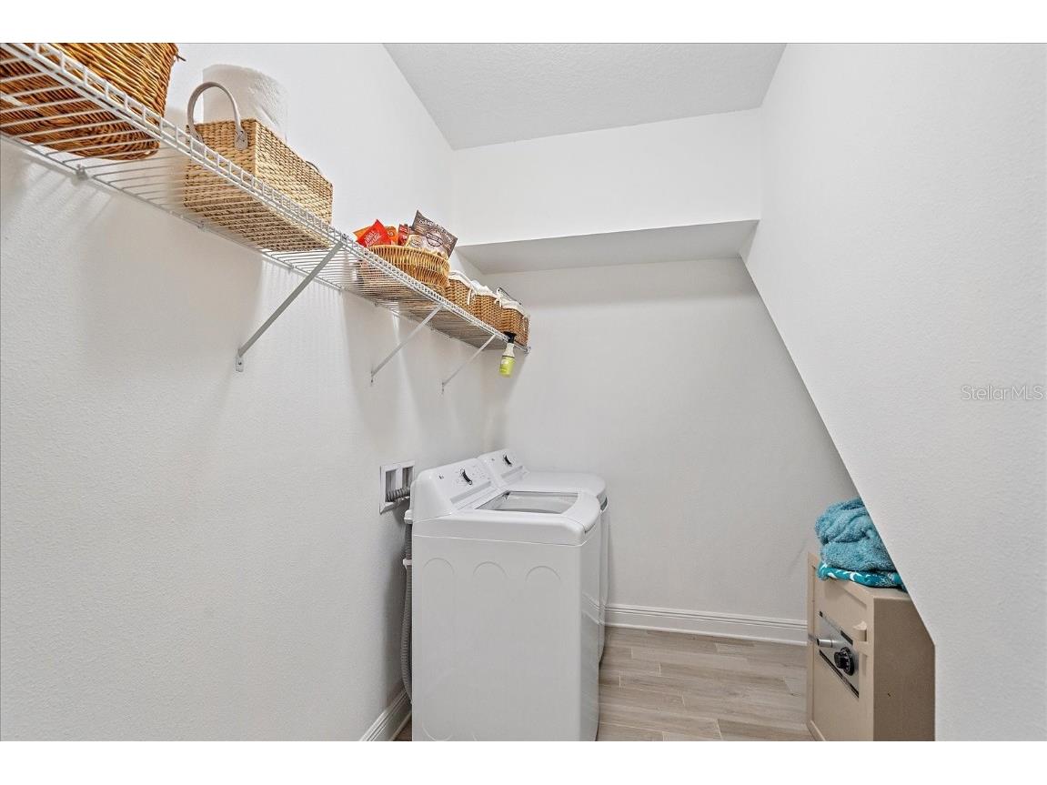 2021 Misty Sunrise Trail Sarasota FL 34240 A4667841 image32