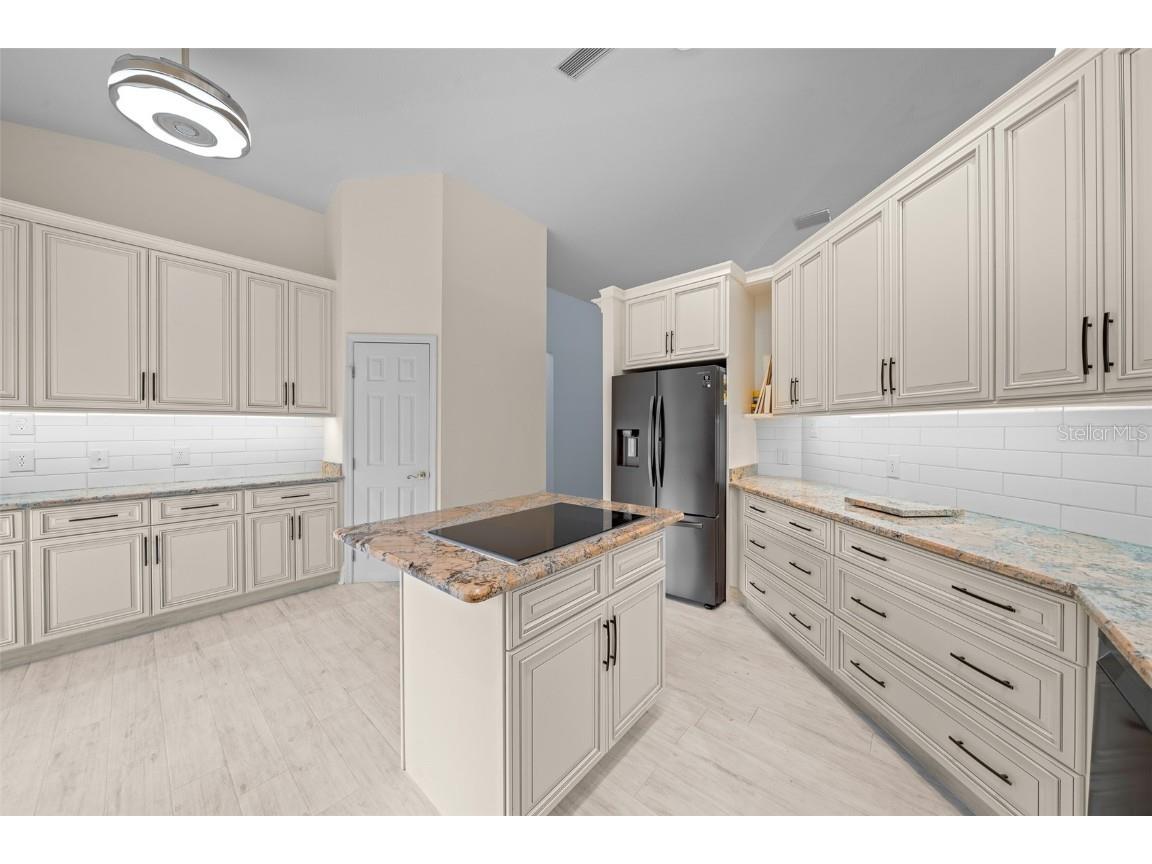 2021 SE Twin Bridge Circle Ocala FL 34471 OM693919 image13